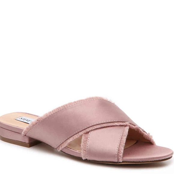 Steve Madden Shoes - STEVE MADDEN  BLUSH SYRUSS FLAT SANDAL